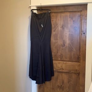 Badgley Mischka NWT, solid black, fishtail skirt